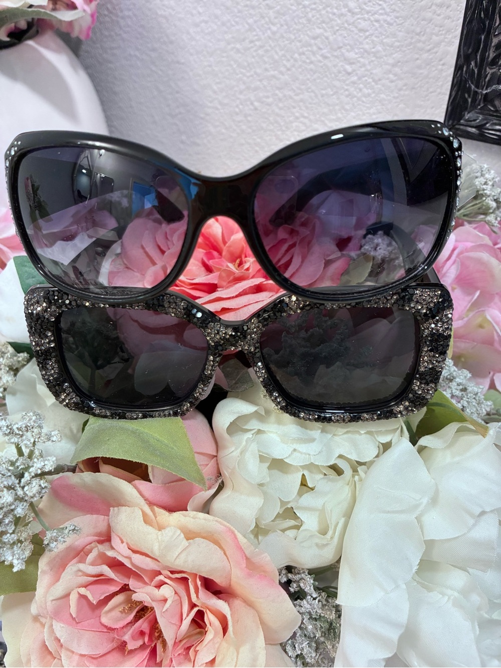 NWOT 2 pairs Black Crystal Embellished Women's Sunglasses - Fashion Accessory